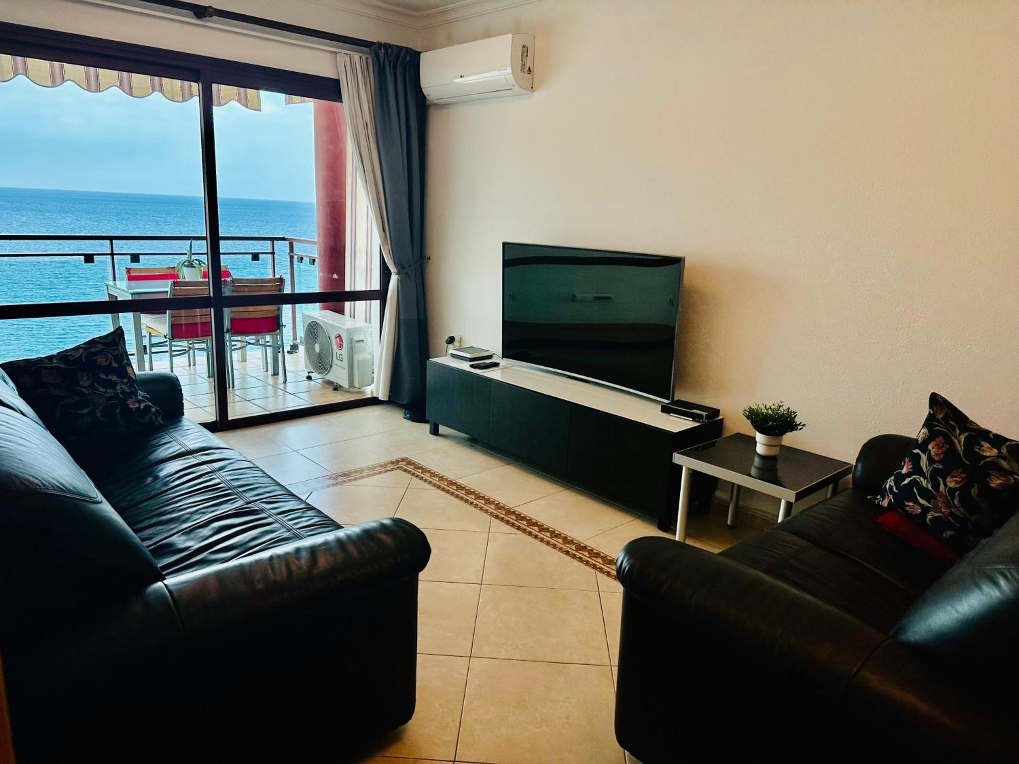 Su Eminencia - Sea View Apartment With Modern Comforts Playa Del Cura  Ngoại thất bức ảnh